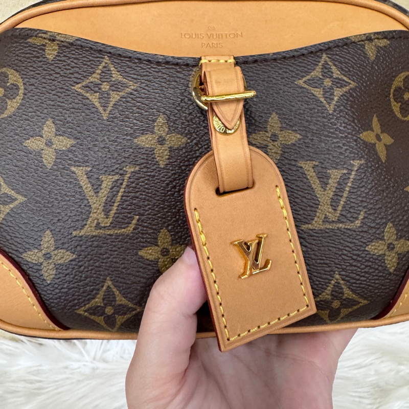 LV Deauville Mini 老花相機包-9