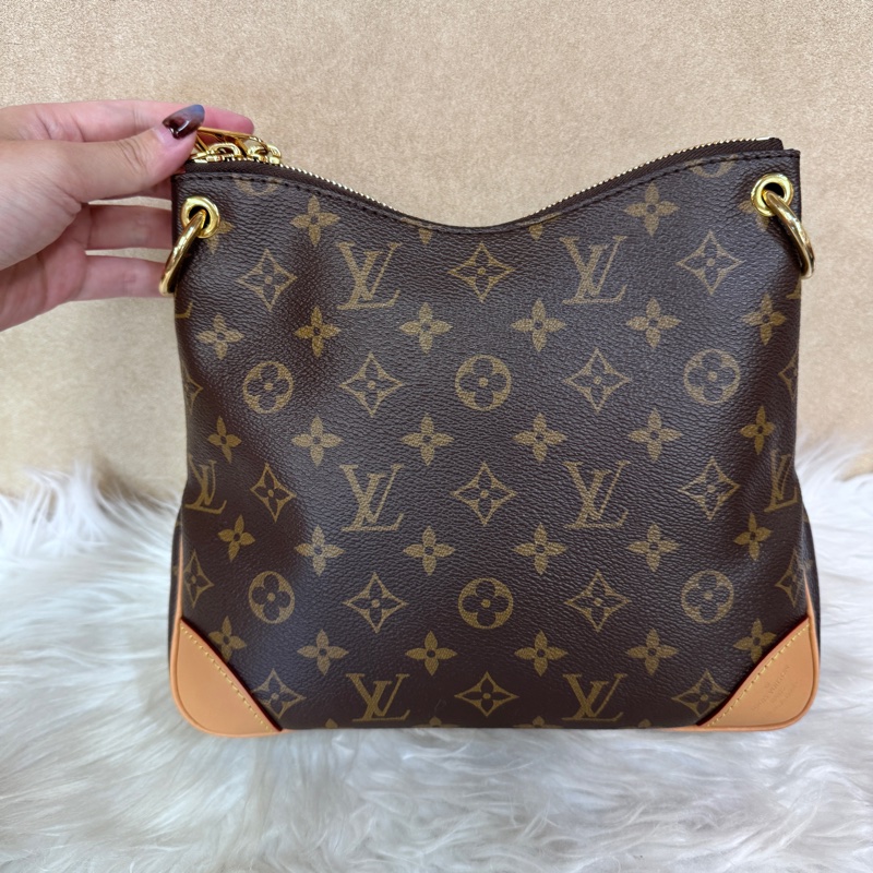 LV Odeon PM 老花斜背包-1