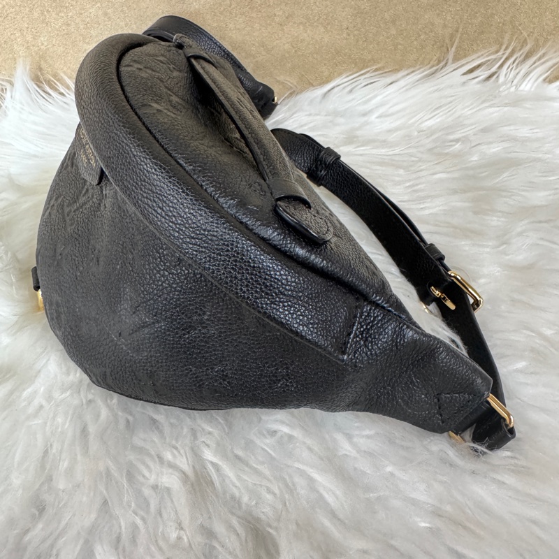 LV Bumbag 黑牛皮手提胸腰包-3