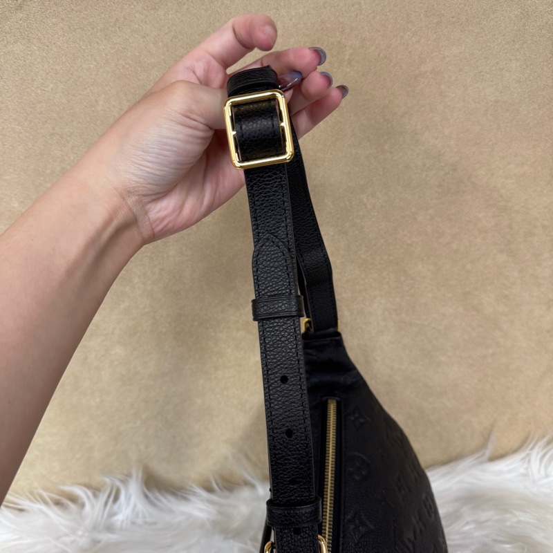 LV Bumbag 黑牛皮手提胸腰包-8