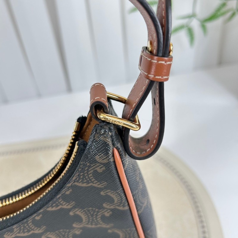 Zhf hz 專櫃價5.1折！CELINE/賽琳  經典凱旋門老花滿印可調節肩帶 黃褐色牛皮革 腋下单肩包-12