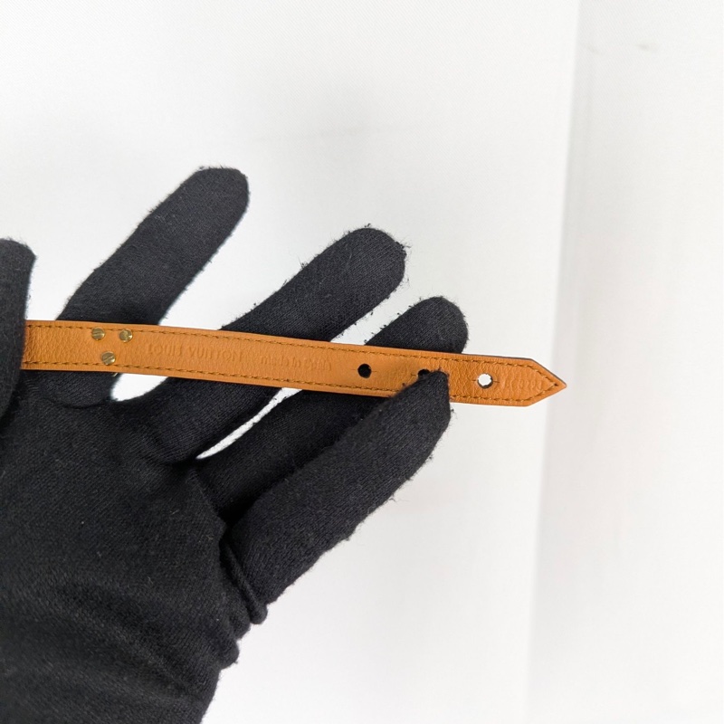 莉亞精品♡ Lv M6042 Essential V 手環 二手-6