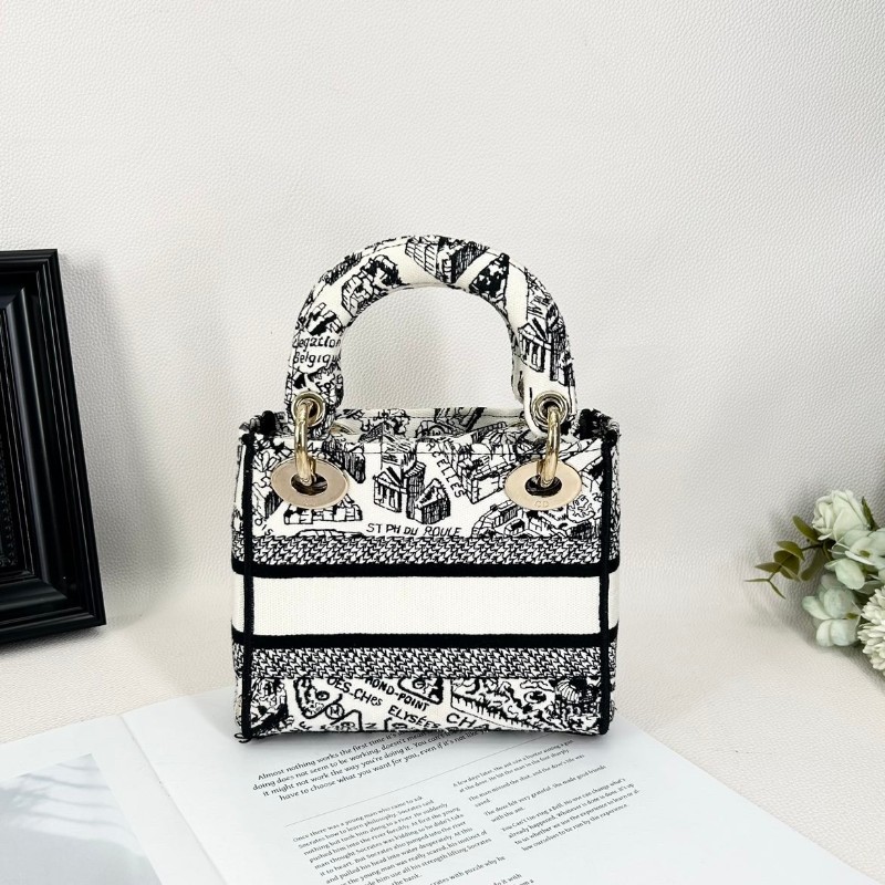 Zwb hz DIOR迪奧 Lady D-Lite  淺金色吊墜Plan de Paris巴黎地圖 刺繡 戴妃包 單肩斜挎手提包-1