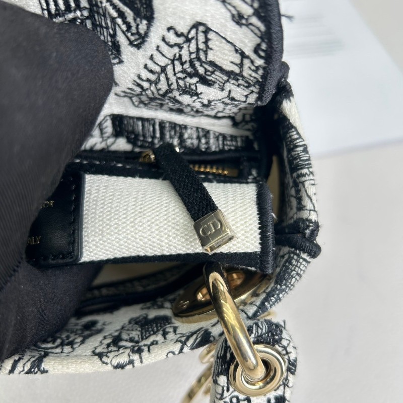 Zwb hz DIOR迪奧 Lady D-Lite  淺金色吊墜Plan de Paris巴黎地圖 刺繡 戴妃包 單肩斜挎手提包-15
