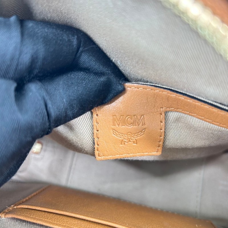 專櫃價2.5折！MCM Essential Visetos 老花滿印 半月包斜挎單肩 皮革 手提包 棕色干邑色-19