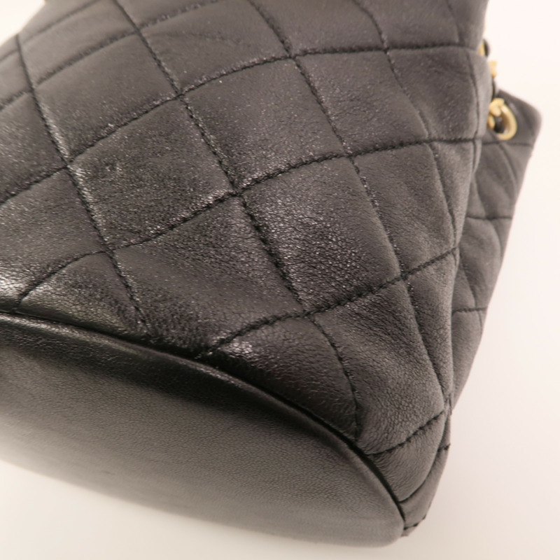 CHANEL 牛皮皮革Chain Shoulder金扣肩背袋-10