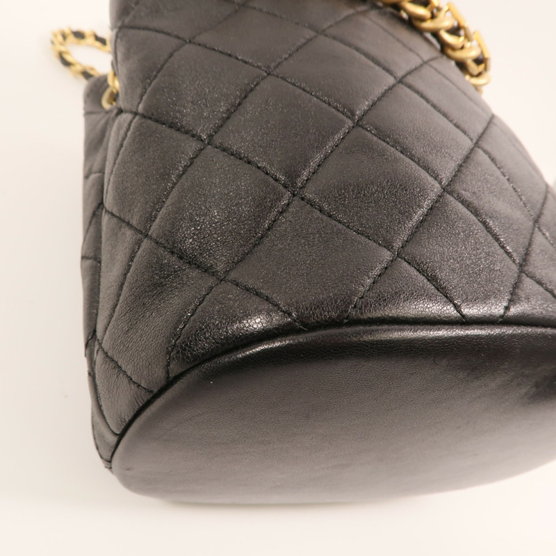 CHANEL 牛皮皮革Chain Shoulder金扣肩背袋-11