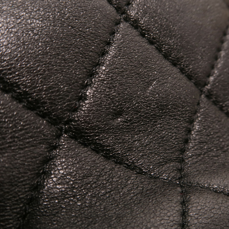 CHANEL 牛皮皮革Chain Shoulder金扣肩背袋-14