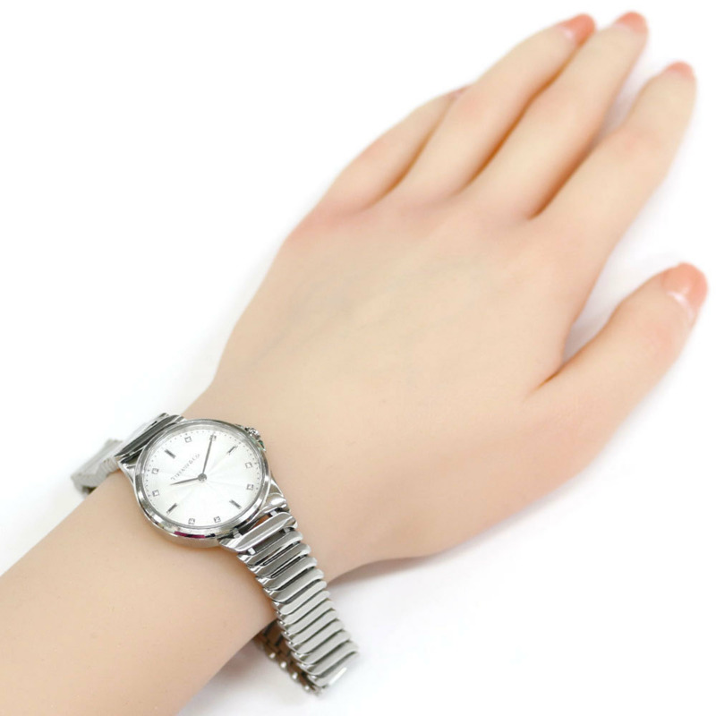 二手蒂芬妮 Metro 手錶，不鏽鋼石英機芯，女士款，TIFFANY & Co.，8 顆鑽石錶殼。-1