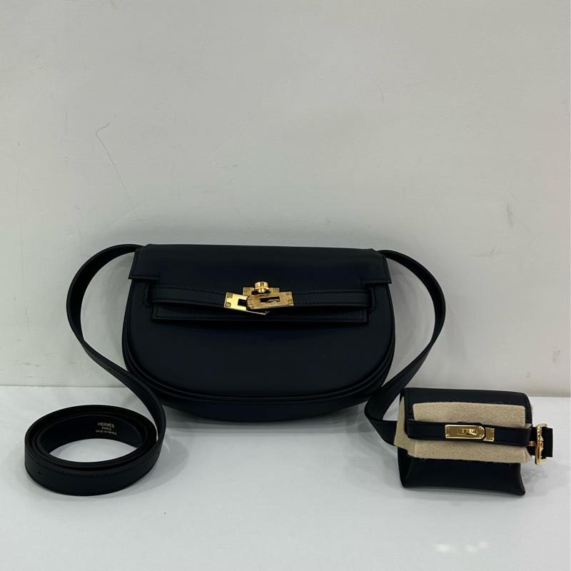 Hermes 愛馬仕 kelly moove 黑金 Swift 皮 W刻 有購證-1