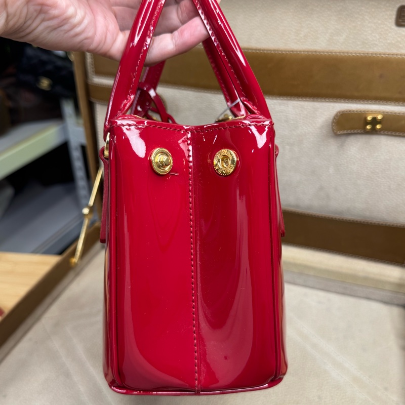 上架中🔑Prada 迷你紅色漆皮手提/斜背包-10