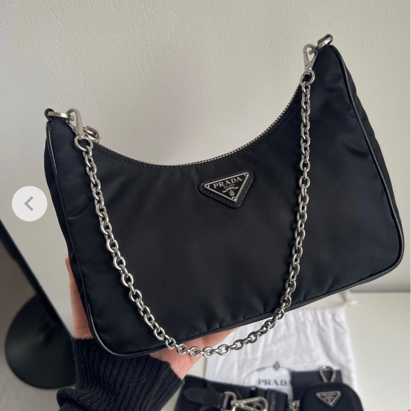 PRADA Re-edition 2005黑銀Hobo三合一-2