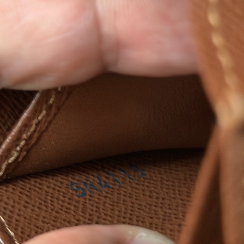 Lv經典老花零錢包（M60067)-9