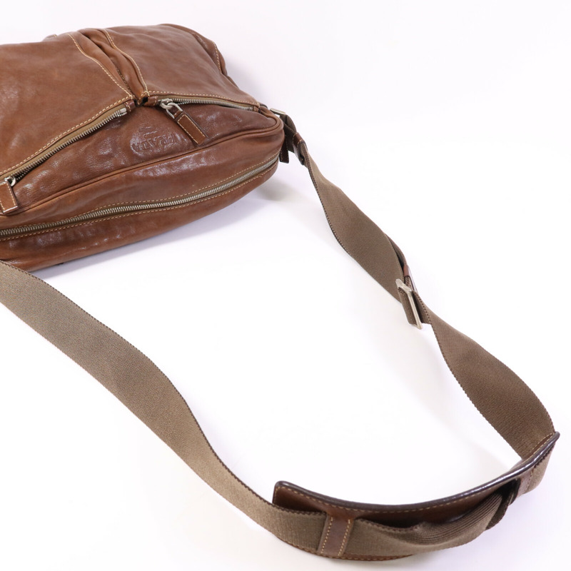 PRADA 牛皮皮革Shoulder Bag銀扣肩背袋-8