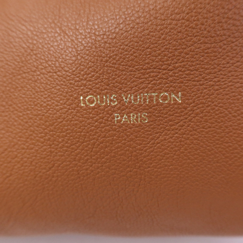 LOUIS VUITTON 牛皮皮革Low Key Hobo MM金扣肩背袋-7