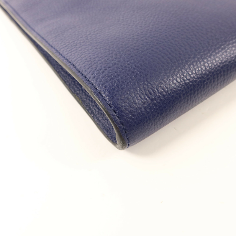 MCM 牛皮皮革Pouch銀扣手拿包-10