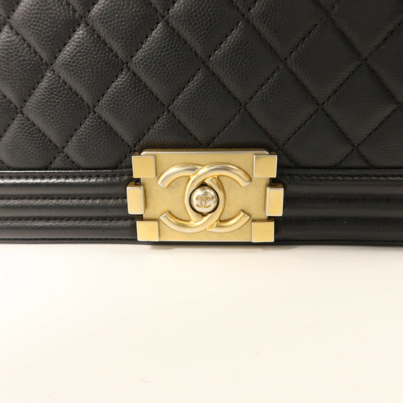 CHANEL 牛皮皮革Boy25金扣鏈帶肩背袋-9