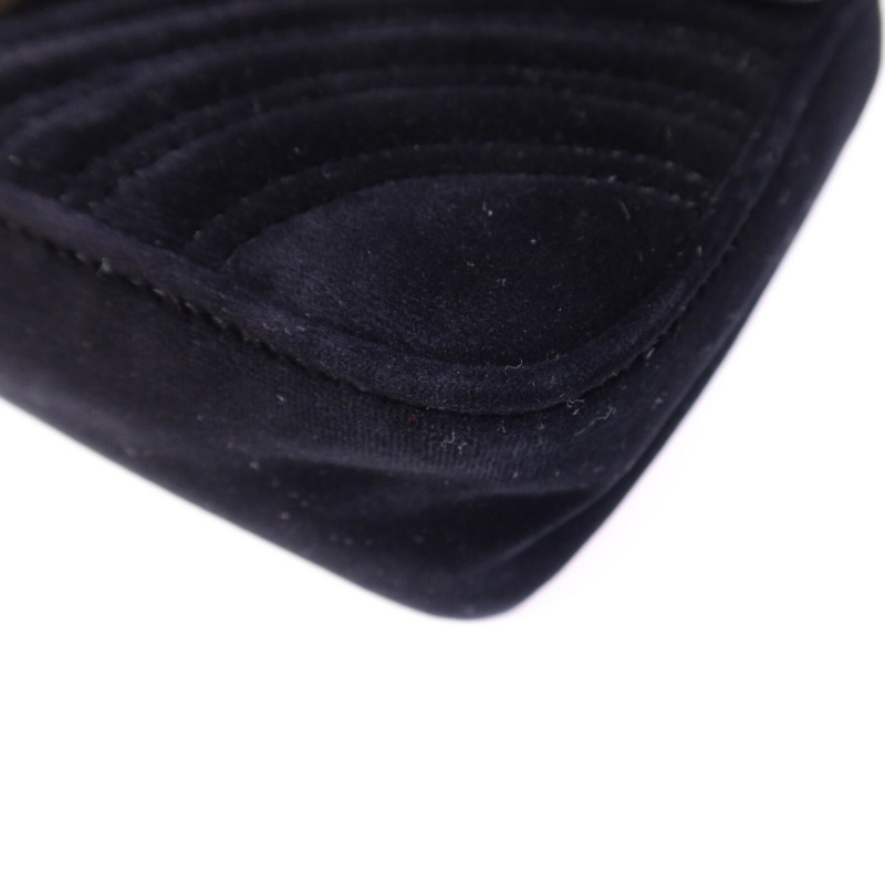 GUCCI 天鵝絨GG Marmont金扣鏈帶肩背袋-9