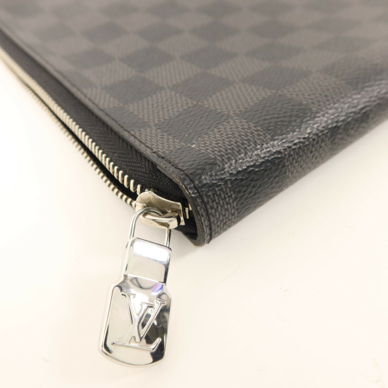 LOUIS VUITTON Damier Graphite Pochette Jour PM銀扣手拿包-11