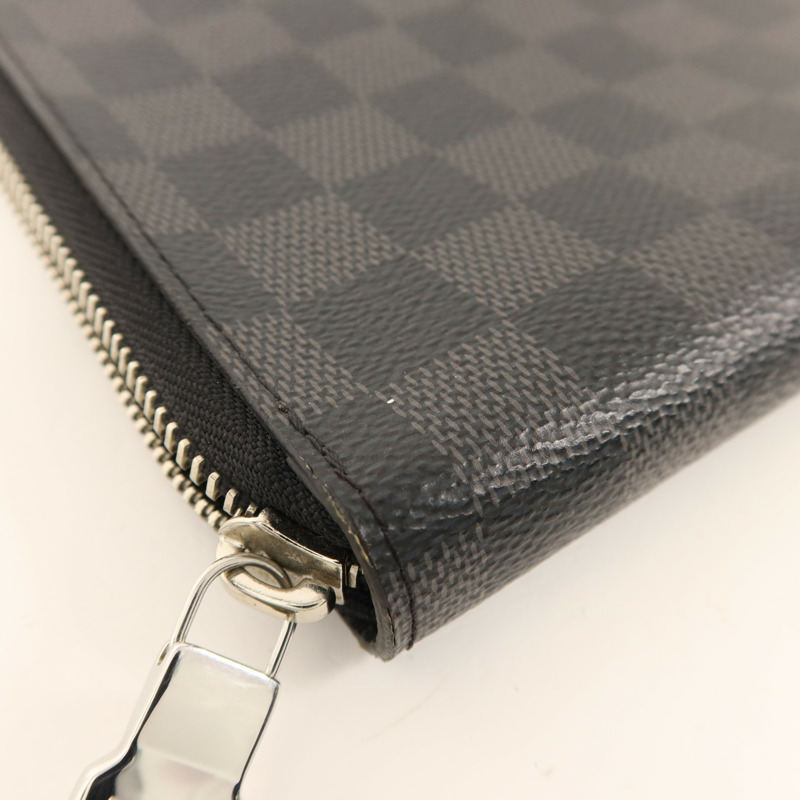 LOUIS VUITTON Damier Graphite Pochette Jour PM銀扣手拿包-12