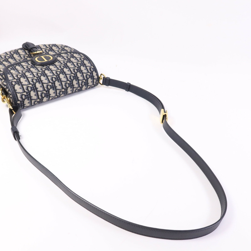 Dior 帆布Dior Bobby Medium金扣肩背袋-8