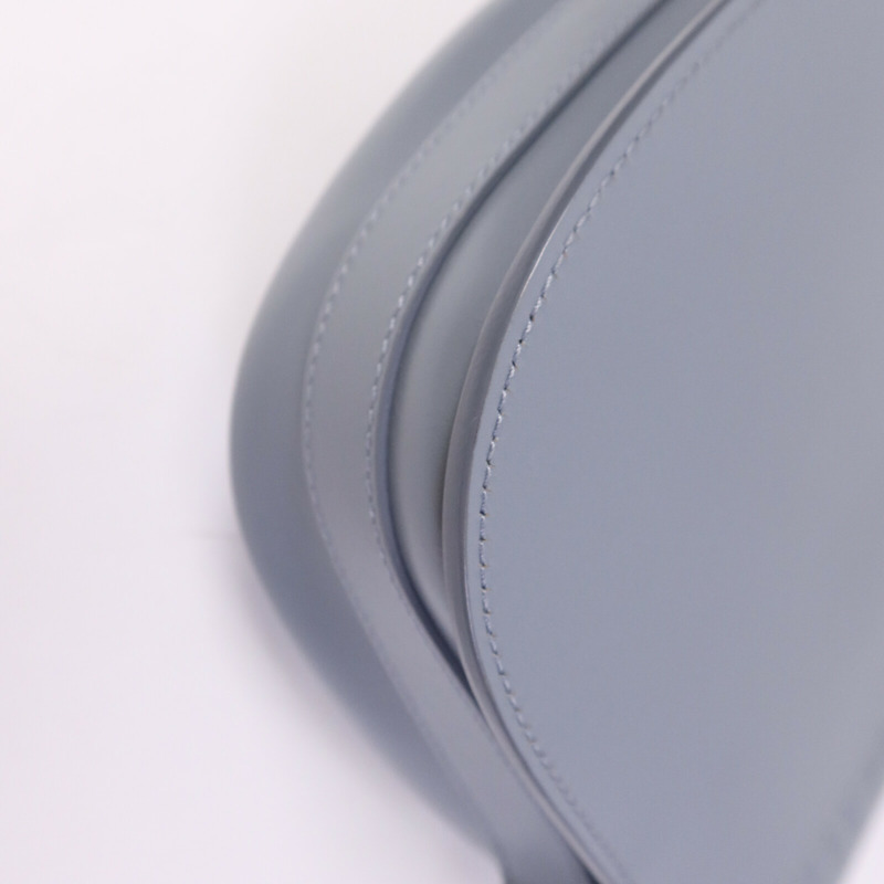 Dior 牛皮皮革Bobby Medium金扣肩背袋-12