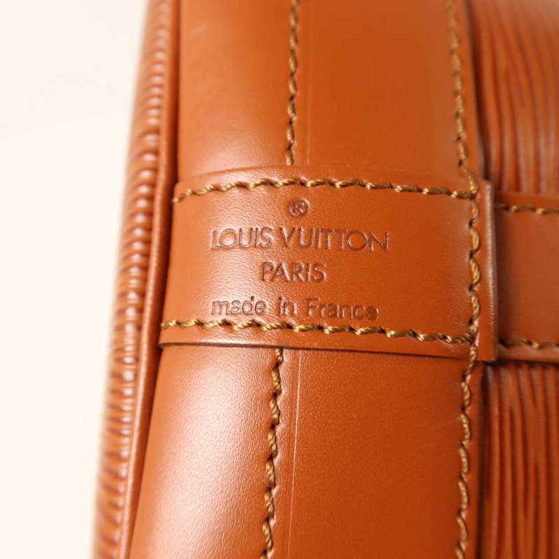 LOUIS VUITTON Epi Noe金扣肩背袋-5