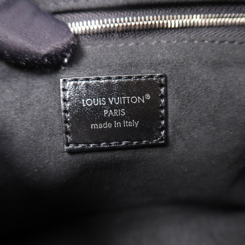 LOUIS VUITTON 羊皮皮革Carry All Vibe PM銀扣肩背袋-7