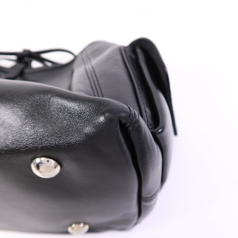 LOUIS VUITTON 羊皮皮革Carry All Vibe PM銀扣肩背袋-10