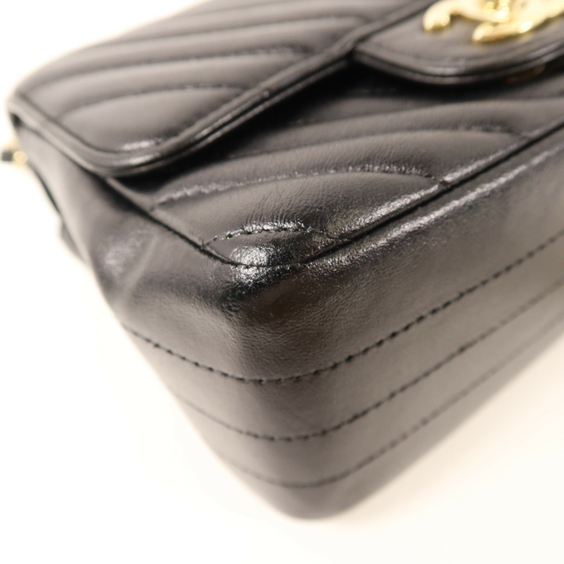 CHANEL 羊皮皮革Mini Classic 17金扣鏈帶肩背袋-15