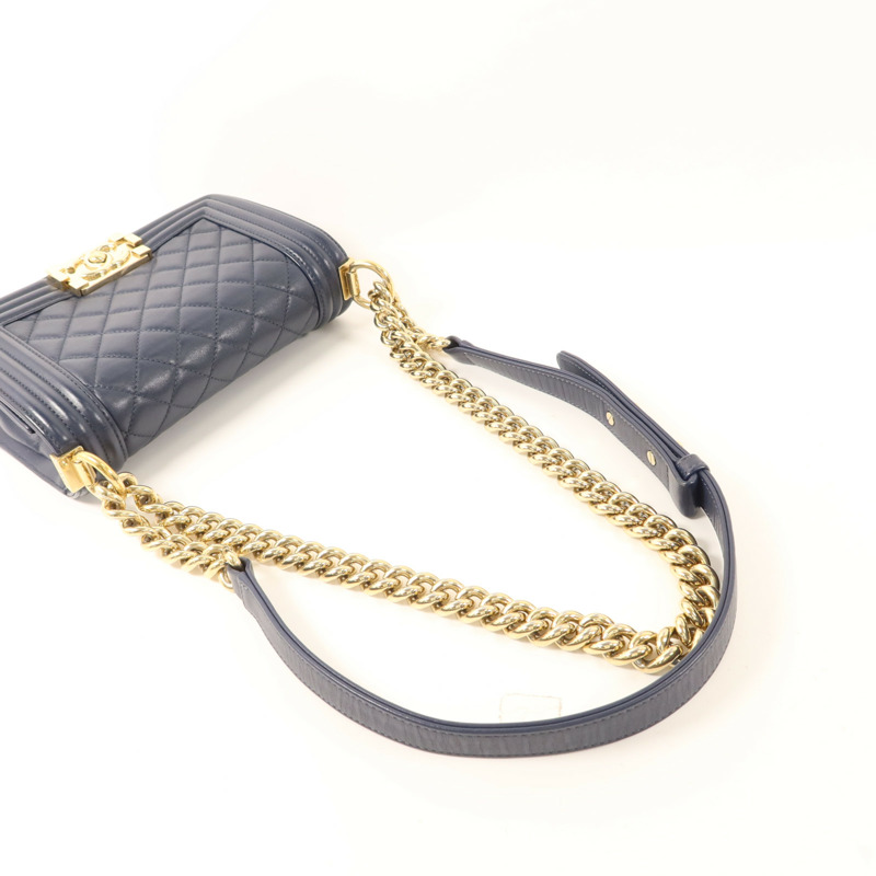 CHANEL 羊皮皮革Boy 20金扣鏈帶肩背袋-8