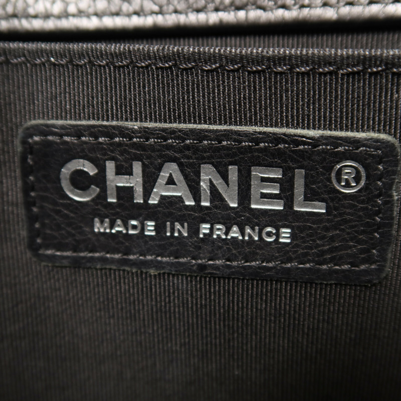 CHANEL 牛皮皮革Boy 20銀扣鏈帶肩背袋-5