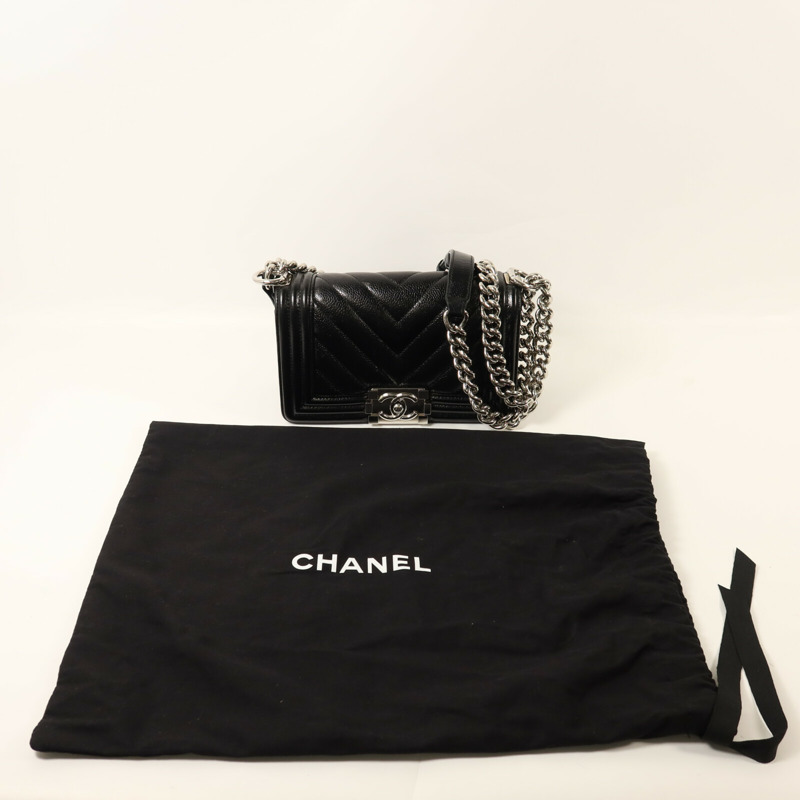 CHANEL 牛皮皮革Boy 20銀扣鏈帶肩背袋-8