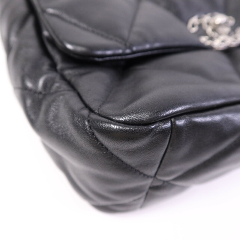 CHANEL 羊皮皮革C19 Medium鏈帶肩背袋-11