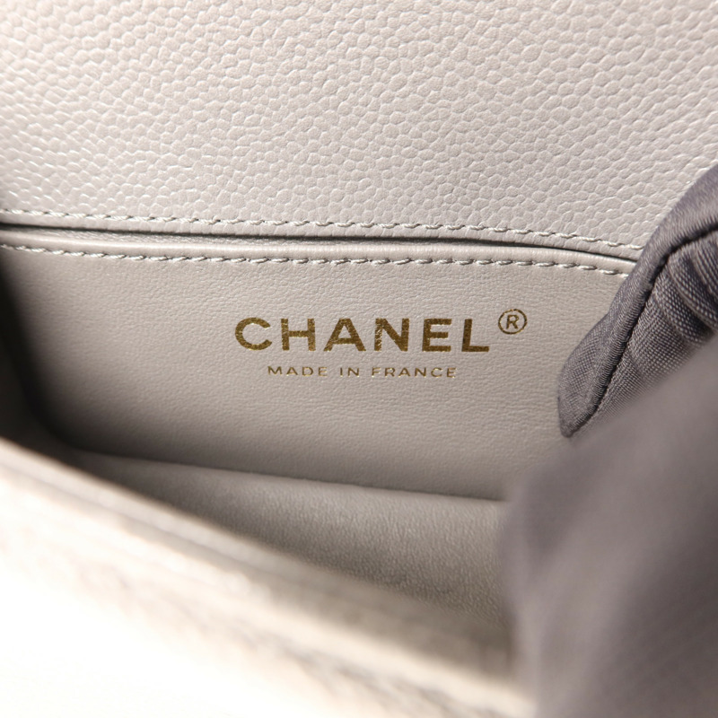 CHANEL 牛皮皮革Mini Boy金扣鏈帶肩背袋-5