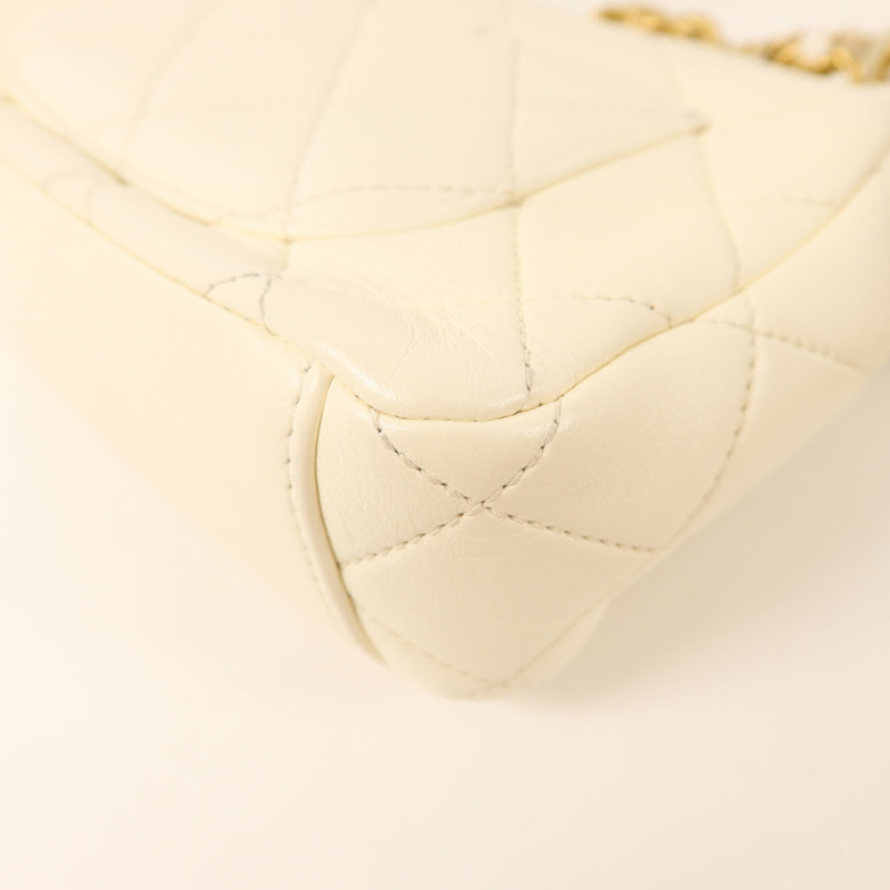 CHANEL 牛皮皮革Chain Shoulder金扣鏈帶肩背袋-12