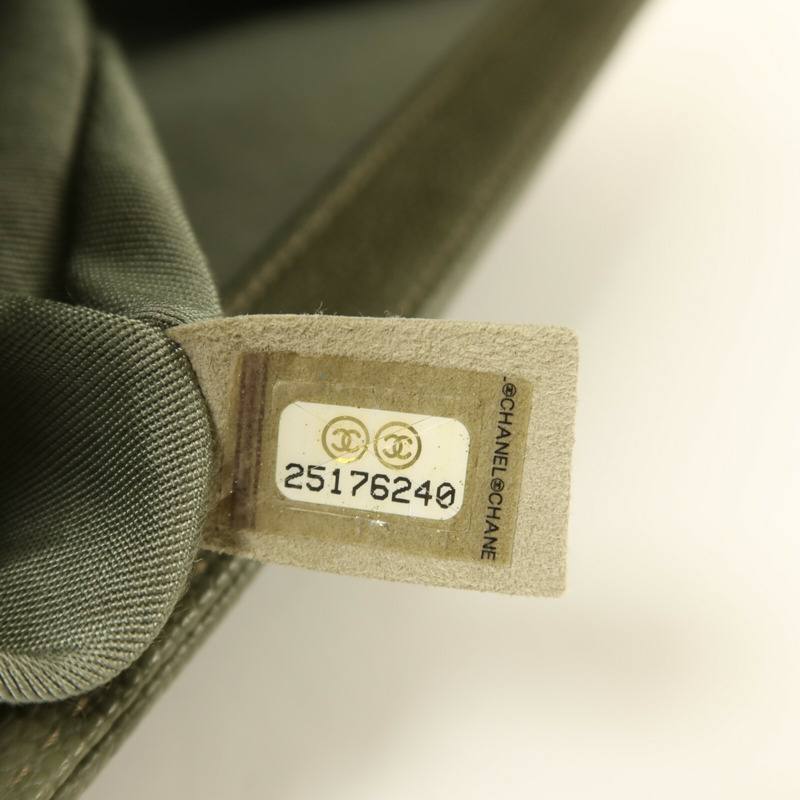 CHANEL 牛皮皮革Boy 25銀扣鏈帶肩背袋-6