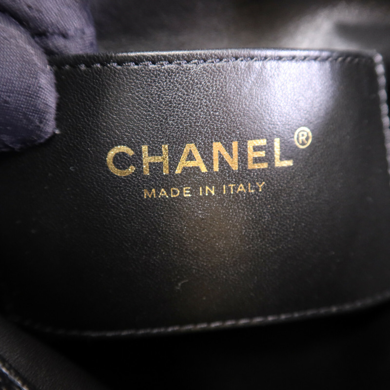 CHANEL 牛皮皮革Hobo Bag金扣鏈帶肩背袋-5