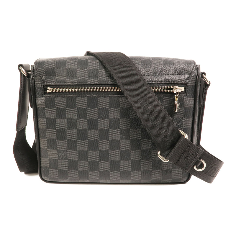 LOUIS VUITTON Damier Graphite District PM Messenger銀扣肩背袋-1
