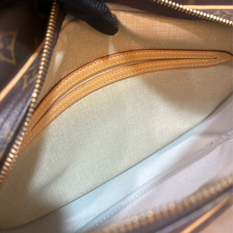 LV 老花經典logo 雙層相機包-6