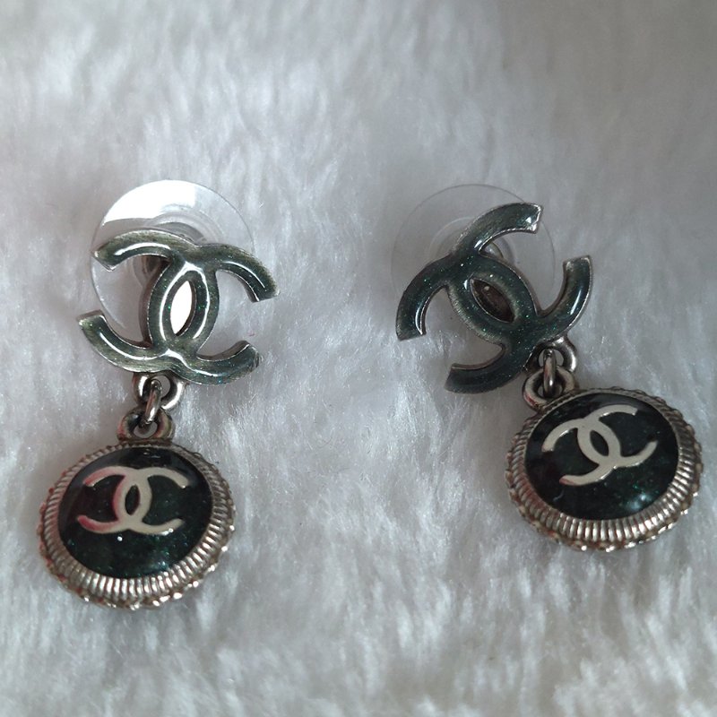 Chanel  香奈兒 🎀現品實拍🎀 CC 標誌與綠色琺瑯水滴耳環 ~約9成新-13