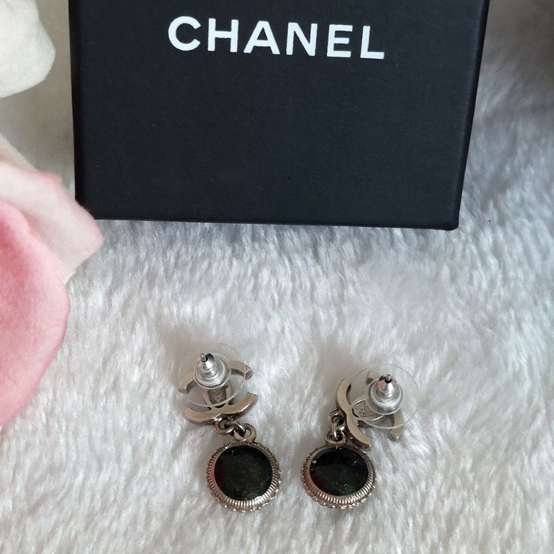 Chanel  香奈兒 🎀現品實拍🎀 CC 標誌與綠色琺瑯水滴耳環 ~約9成新-20