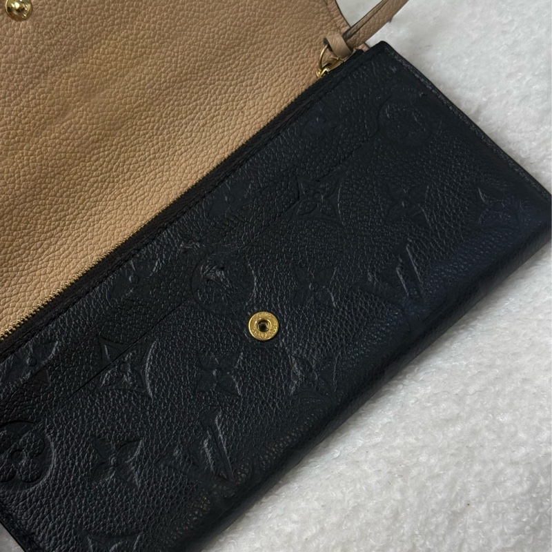 Lv Emilie 黑色牛皮壓紋長夾🧋內裡奶茶色-4