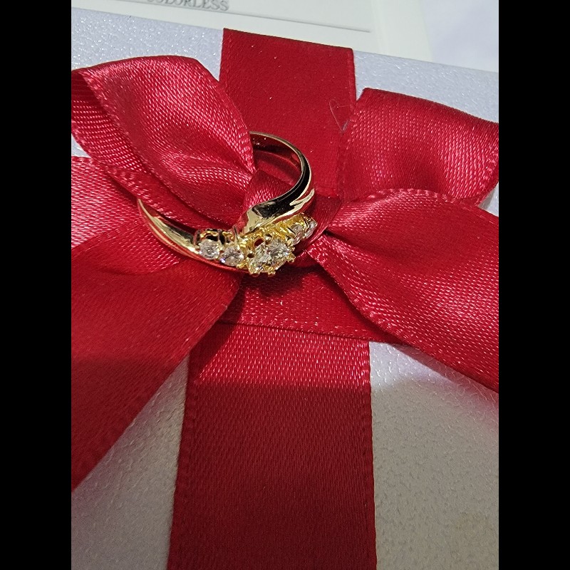 18k金鑽石戒指-0