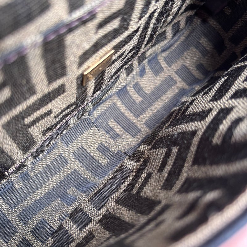 ::FENDI:: Baguette 棕色FF提花布料 迷你法棍 MINI鏈包 手提包-12