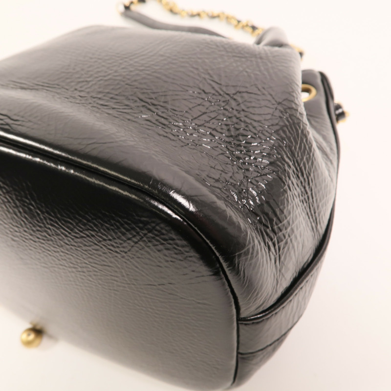 CHANEL 牛皮皮革Bucket金扣鏈帶肩背袋-11