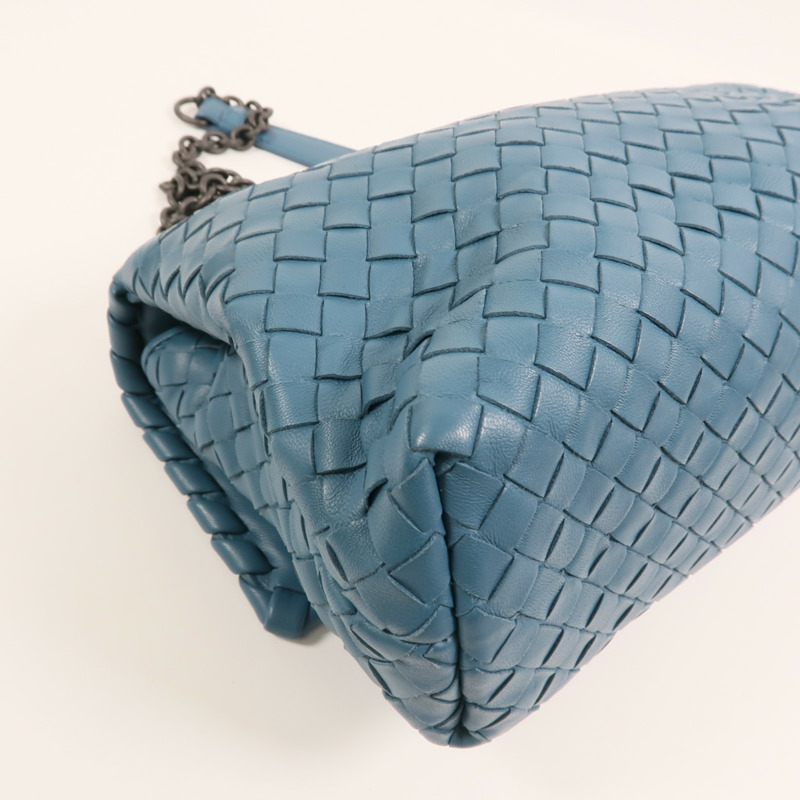BOTTEGA VENETA 羊皮皮革Olimpia銀扣肩背袋-11