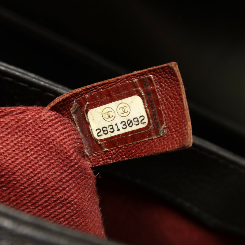 CHANEL 羊皮皮革Chain Shoulder金扣鏈帶肩背袋-6