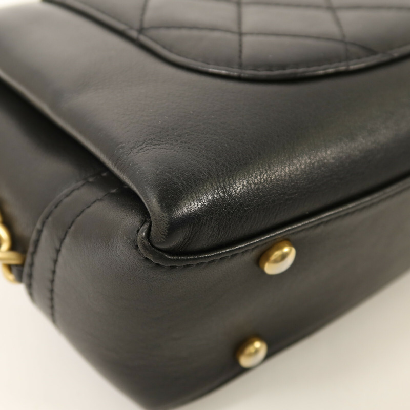 CHANEL 羊皮皮革Chain Shoulder金扣鏈帶肩背袋-11