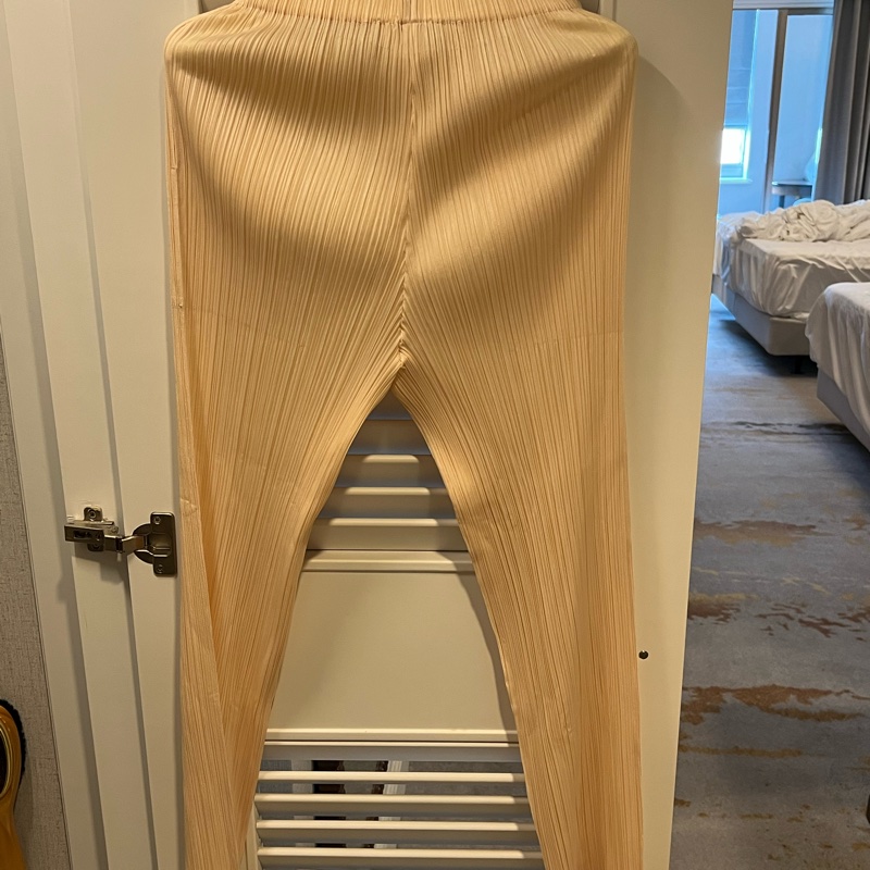 PLEATS PLEASE ISSEY MIYAKE-1